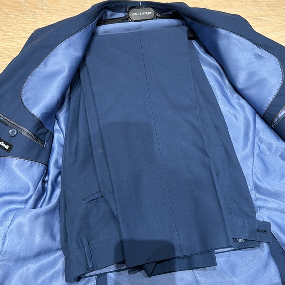 Men’s dark blue suit - Picture 7 of 10